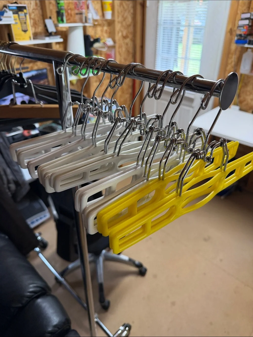 10-Yellow and White  ClampHangers - Durable (#27)